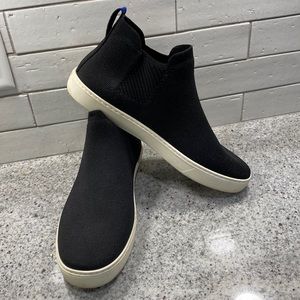 Rothy’s mid- boot